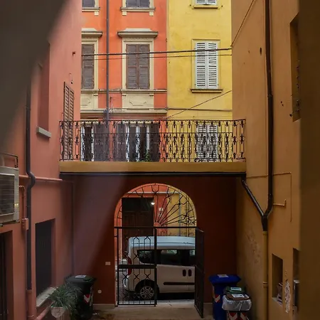 Apartment Residenze Coltellini Stanza Salvia Modena